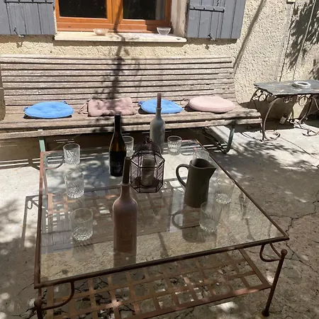 Willa L Oasis Avec Piscine Les Angles (Gard)