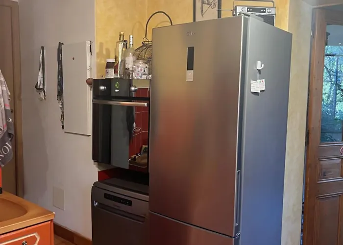 Вилла L Oasis Avec Piscine Les Angles (Gard)